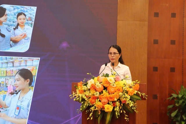 B&agrave; Trần Thị Huyền khẳng định Long Ch&acirc;u l&agrave; đơn vị ti&ecirc;n phong triển khai chiến lược minh bạch h&oacute;a nguồn gốc sản phẩm. Ảnh: Ho&agrave;ng Nguyễn &nbsp;