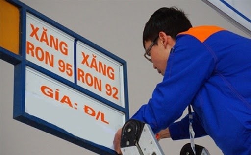 Gi&#225; xăng dầu điều chỉnh tăng, dầu diesel tăng gần 2.000 đồng/l&#237;t - Ảnh 1