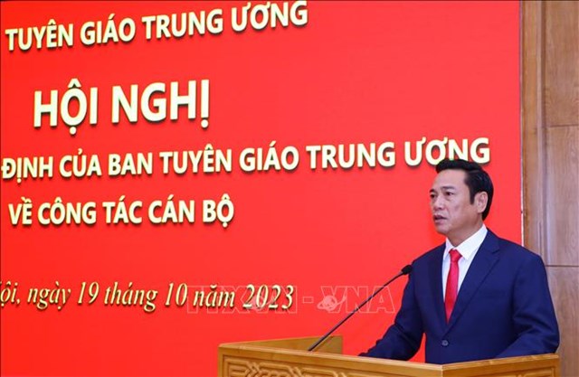 Tổng Bi&ecirc;n tập B&aacute;o Điện tử Đảng Cộng sản Việt Nam Nguyễn C&ocirc;ng Dũng ph&aacute;t biểu. Ảnh: Văn Điệp/TTXVN &nbsp;