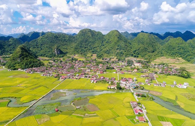 Quang cảnh Thung lũng Bắc Sơn, huyện Bắc Sơn, tỉnh Lạng Sơn nhìn từ trên cao.