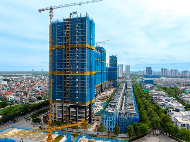 C&aacute;c hạng mục về hạ tầng, cảnh quan, tiện &iacute;ch cũng đang được đẩy mạnh để cư d&acirc;n c&oacute; thể tận hưởng trọn vẹn kh&ocirc;ng gian sống đẳng cấp &nbsp;