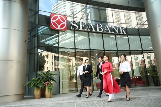 SeABank đặt con người l&agrave; trung t&acirc;m ph&aacute;t triển, ti&ecirc;n phong th&uacute;c đẩy b&igrave;nh đẳng giới. &nbsp;