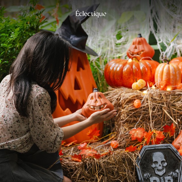 Dịp Halloween năm nay, &Eacute;clectique được trang ho&agrave;ng theo chủ đề ma mị với những chi tiết trang tr&iacute; tỉ mỉ (Ảnh: &Eacute;clectique)