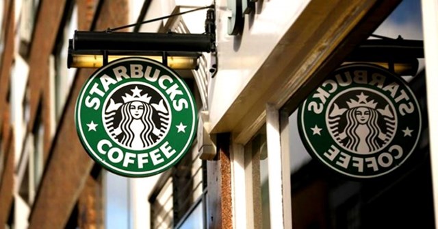 Starbucks đối mặt cuộc khủng hoảng chưa từng c&#243; - Ảnh 1