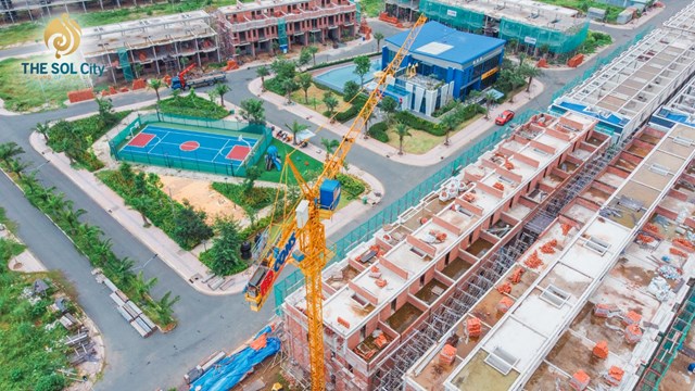 The Sol City x&acirc;y dựng với hệ sinh th&aacute;i kh&eacute;p k&iacute;n nằm ngay b&ecirc;n trong dự &aacute;n &nbsp;