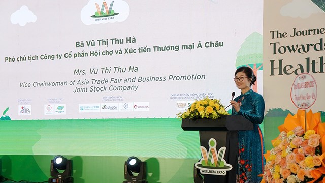 Bà Vũ Thị Thu Hà, Phó Chủ tịch Công ty Cổ phần Hội chợ và Xúc tiến Thương mại Á Châu  