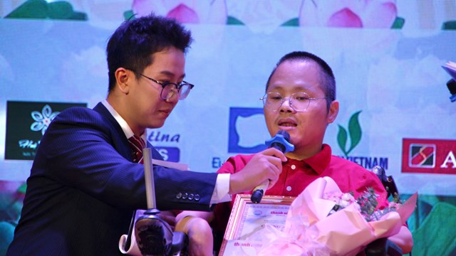 Lễ tổng kết, trao giải cuộc thi viết 'Vượt lên số phận' lần VIII - Ảnh 11