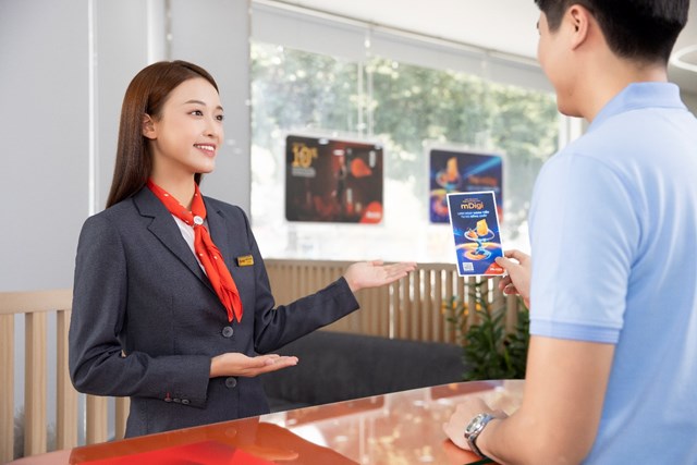 Trải nghiệm nghiệp vụ: Khoảng c&#225;ch từ giảng đường đến nh&#224; băng - Ảnh 2