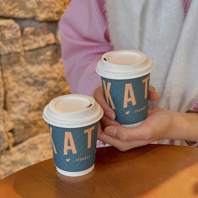 Kh&ocirc;ng chỉ ch&uacute; trọng hương vị, Katinat c&ograve;n chăm ch&uacute;t kỹ lưỡng đến thiết kế bao b&igrave; v&agrave; mẫu m&atilde; ly đồ uống