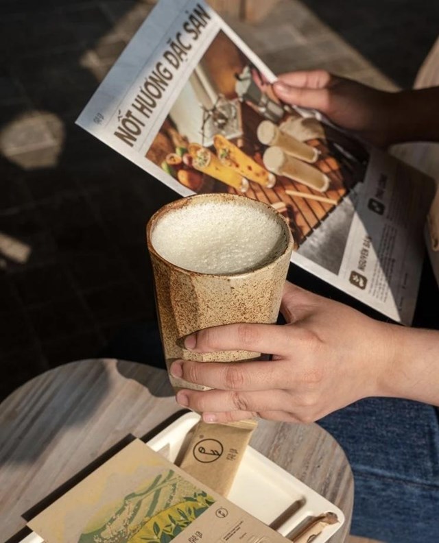 Ph&ecirc; La sinh ra từ niềm tự h&agrave;o với thức uống l&agrave;m từ đặc sản Việt Nam, mang sứ mệnh &ldquo;Đ&aacute;nh thức những nốt hương đặc sản của n&ocirc;ng sản Việt Nam&rdquo;