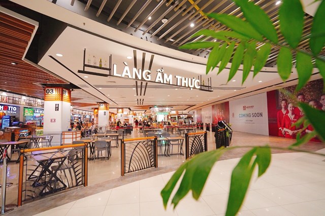 F&B Việt Nam đang chứng kiến làn sóng dịch chuyển từ mặt tiền phố lớn sang trung tâm thương mại. Ảnh minh họa