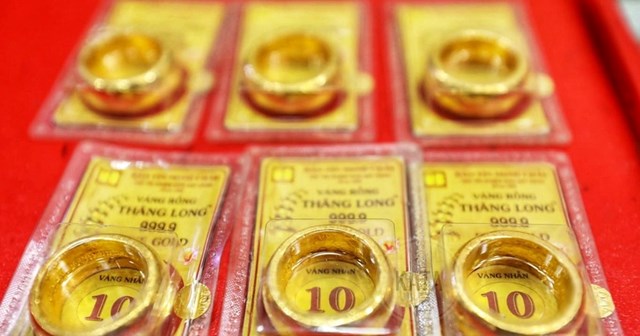 Gi&#225; v&#224;ng diễn biến kh&#243; lường, chuy&#234;n gia khuyến c&#225;o nh&#224; đầu tư cẩn trọng - Ảnh 1