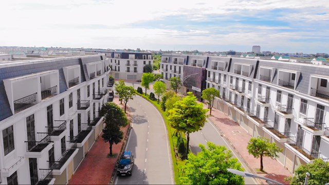 Đại lộ &Aacute;nh S&aacute;ng - tuyến phố thương mại trung t&acirc;m khu đ&ocirc; thị ROX Living Aquamarine Diễn Ch&acirc;u. &nbsp;