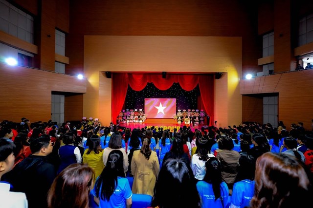 Lễ khai giảng được tổ chức long trọng tại Cung Tr&iacute; thức, TP.H&agrave; Nội.