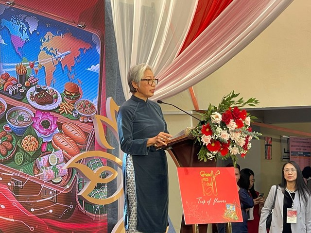 B&agrave; L&ecirc; Nguyệt Anh, Phu nh&acirc;n Bộ trưởng Ngoại giao L&ecirc; Ho&agrave;i Trung ph&aacute;t biểu khai mạc Li&ecirc;n hoan Văn h&oacute;a Ẩm thực quốc tế 2025 &nbsp;