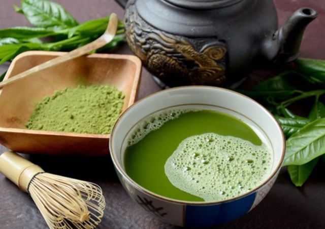 Không chỉ đơn thuần là một hương vị, umami trong trà matcha còn mang đến trải nghiệm thưởng trà trọn vẹn.