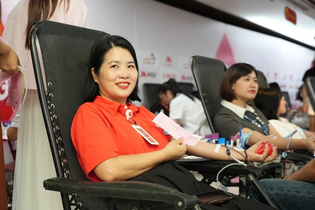 Hoạt động hiến m&aacute;u nh&acirc;n đạo Giọt thương 2025 đ&atilde; thu h&uacute;t nhiều c&aacute;n bộ nh&acirc;n vi&ecirc;n tham gia. &nbsp;