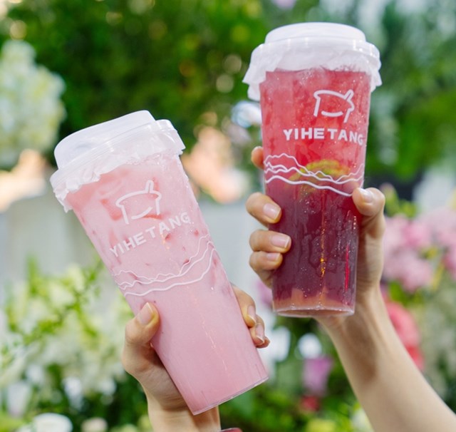 Dâu Tây Bạch Lan và Trà Lựu Hồng Ngọc là cặp trà trái cây ngọt ngào của Yi He Tang.