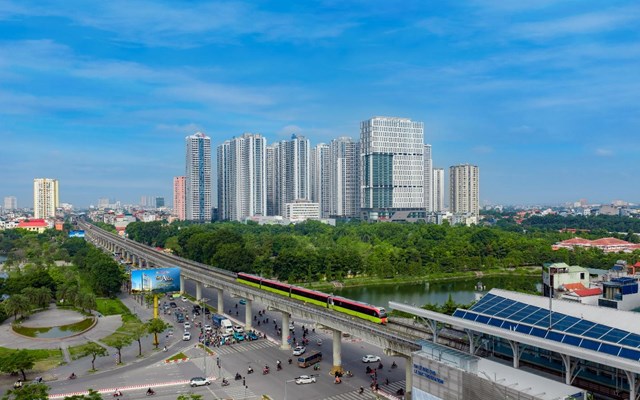 ROX Tower Goldmark City nằm tr&ecirc;n trục giao thương s&ocirc;i động T&acirc;y H&agrave; Nội. &nbsp;