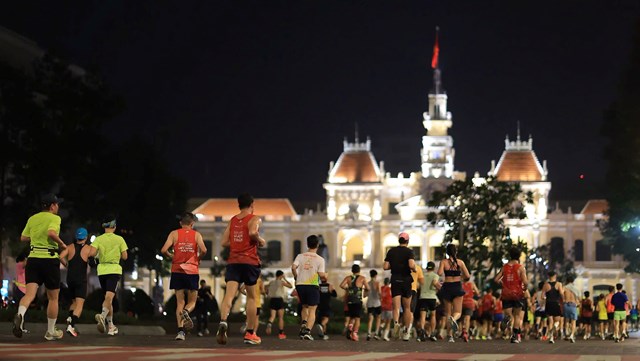 Khẳng định tầm v&#243;c quốc tế, quy m&#244; h&#224;ng đầu Việt Nam v&#224; vị thế giải chạy biểu trưng của th&#224;nh phố - Ảnh 2