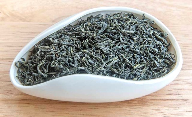 Tr&#224; Th&#225;i Nguy&#234;n: Sự kh&#225;c biệt hương vị đến từ c&#225;ch chọn b&#250;p v&#224; l&#225; - Ảnh 3