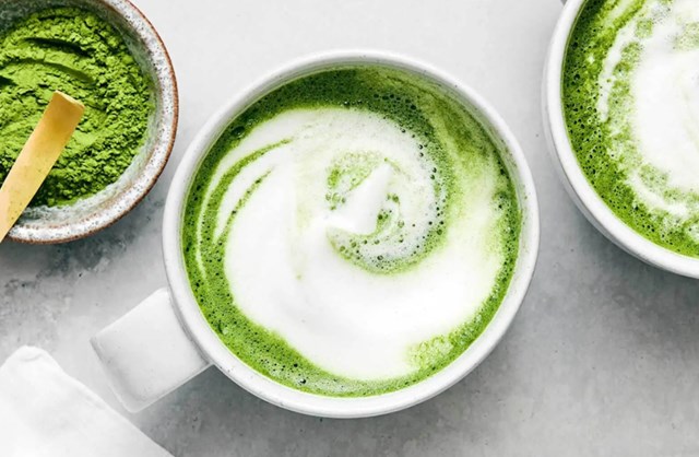 Sự hòa quyện giữa vị thanh chát của matcha và vị béo mịn của sữa đậu nành mang đến lựa chọn lành mạnh, thân thiện với sức khỏe và môi trường.