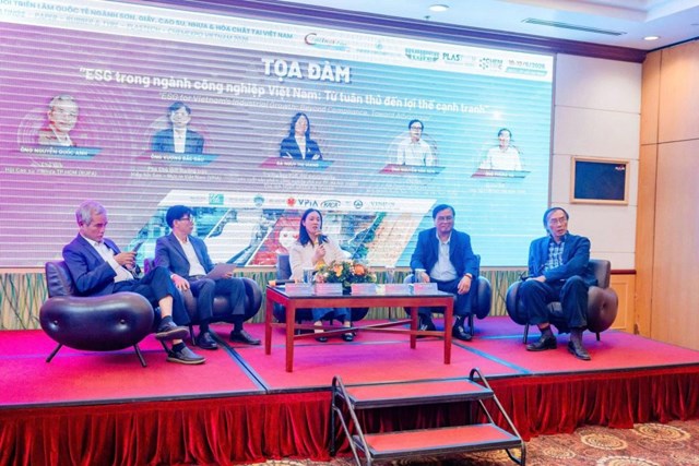 Tọa đ&agrave;m &ldquo;ESG trong ng&agrave;nh c&ocirc;ng nghiệp Việt Nam: Từ tu&acirc;n thủ đến lợi thế cạnh tranh&rdquo; &nbsp;