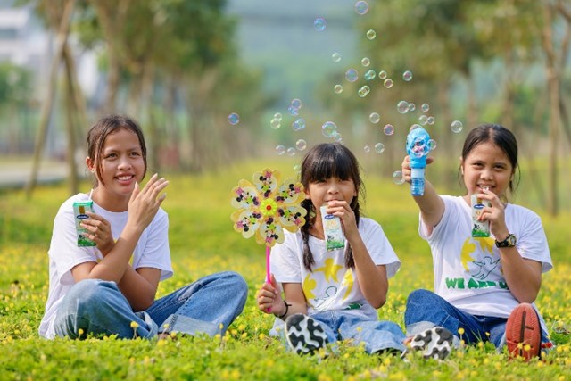 Niềm vui uống sữa của c&aacute;c em nhỏ l&agrave; động lực lớn lao để Vinamilk bền bỉ duy tr&igrave; chương tr&igrave;nh Quỹ sữa Vươn cao Việt Nam trong suốt 16 năm qua &nbsp;