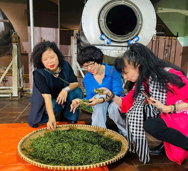 Trải nghiệm thực tế đ&atilde; để lại ấn tượng s&acirc;u sắc với nhiều du kh&aacute;ch.