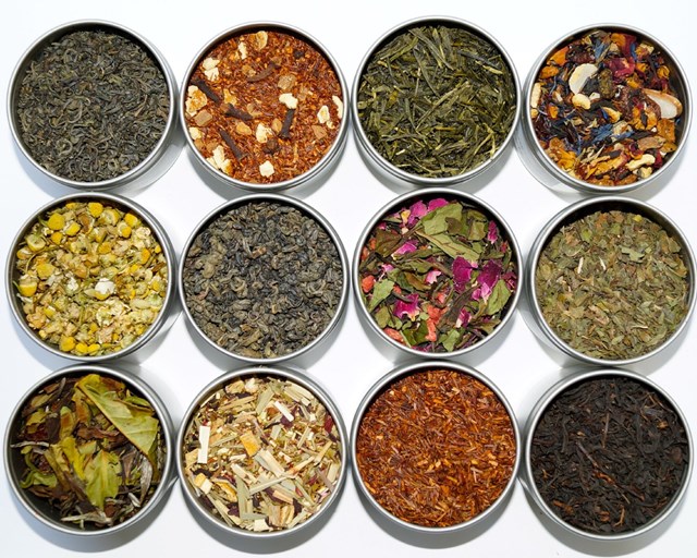 Tr&agrave; đen được cho l&agrave; c&oacute; nồng độ tannin cao nhất, c&ograve;n thấp nhất l&agrave; tr&agrave; xanh, tr&agrave; trắng v&agrave; tr&agrave; &ocirc; long chứa h&agrave;m lượng tannin ở mức trung b&igrave;nh nhưng như đ&atilde; đề cập b&ecirc;n tr&ecirc;n, nồng độ n&agrave;y sẽ kh&ocirc;ng cố định &nbsp;