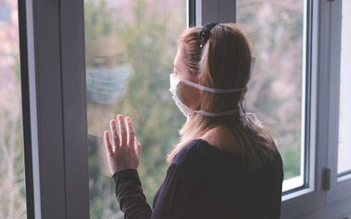 L&#224;m thế n&#224;o để chăm s&#243;c sức khỏe tinh thần trong đại dịch Covid-19? - Ảnh 1