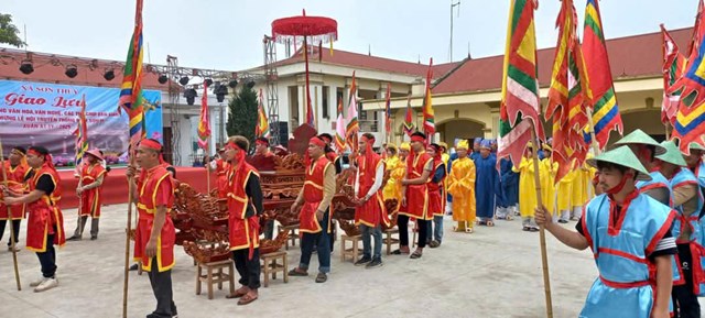 Một số h&igrave;nh ảnh tại&nbsp;Lễ hội truyền thống Đ&igrave;nh Sơn Vi, x&atilde; Sơn Thủy năm Ất Tỵ 2025.