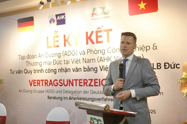 Ông Björn Koslowski - Tổng giám đốc Phòng Công nghiệp và Thương mại Đức tại Việt Nam phát biểu. Ảnh: Sơn Thủy.