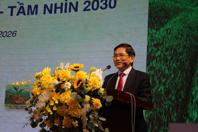 &Ocirc;ng Ho&agrave;ng Vĩnh Long - Chủ tịch Hiệp hội Ch&egrave; Việt Nam ph&aacute;t biểu tại &ldquo;Hội nghị tổng kết ng&agrave;nh ch&egrave; năm 2025 v&agrave; định hướng ph&aacute;t triển năm 2026 - Tầm nh&igrave;n năm 2030&rdquo;.