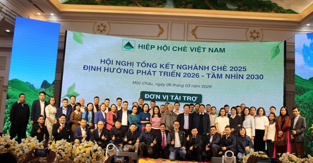 C&aacute;c Đại biểu chụp ảnh lưu niệm tại Hội nghị.
