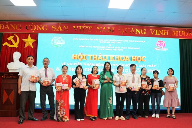 Hội thảo khoa học phổ biến kiến thức về xương khớp cho người cao tuổi - Ảnh 1