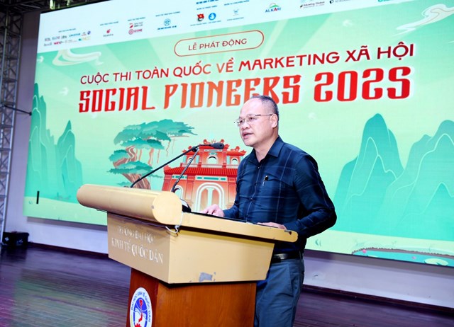 Ông Nguyễn Trọng Vĩnh - Phó Chủ tịch UBND huyện Phú Xuyên, Thành phố Hà Nội phát biểu.