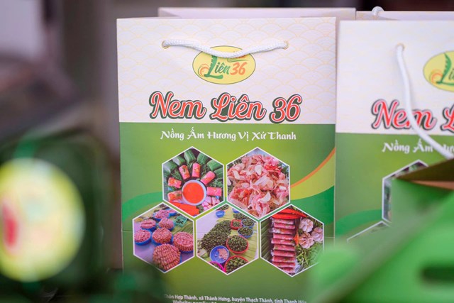 m chua của Liên 36 được tạo nên từ những nguyên liệu tươi ngon, quy trình sản xuất đạt chuẩn, và bí quyết gia truyền để mang lại hương vị khó quên. 