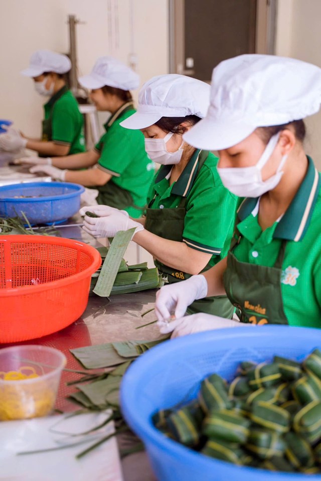 Công tác chế biến đảm bảo nghiêm ngặt ATVSTP.