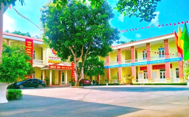 Trụ sở Đảng ủy, HĐND, UBND, Ủy ban MTTQ xã Thọ Văn.