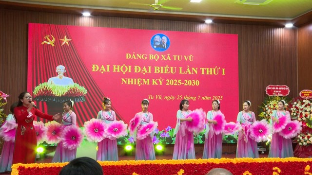 Ph&#250; Thọ: Đại hội Đảng bộ x&#227; Tu Vũ lần thứ I, nhiệm kỳ 2025-2030 - Ảnh 1