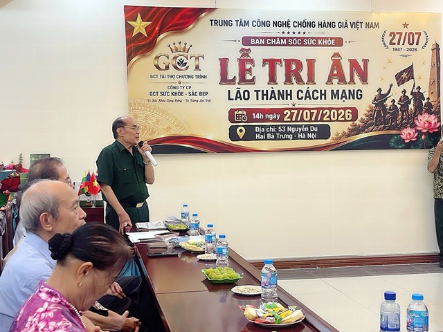 PGS.TS Nguyễn Minh Vỹ - Gi&aacute;m đốc Trung t&acirc;m C&ocirc;ng nghệ Chống h&agrave;ng giả Việt Nam (ACT) ph&aacute;t biểu tại Hội nghị.