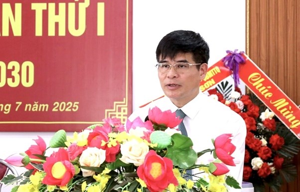 Giám đốc Sở VH,TT&DL Dương Hoàng Hương phát biểu chỉ đạo Đại hội.