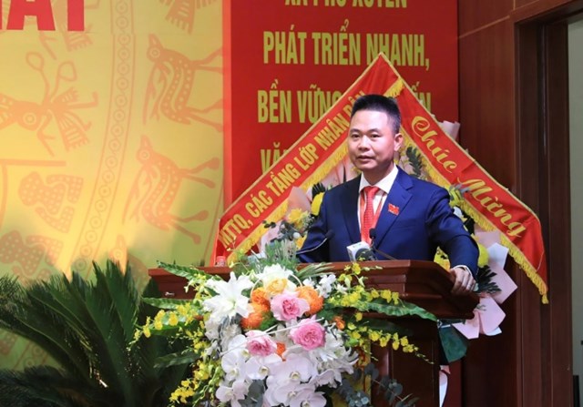 Bí thư Đảng ủy, Chủ tịch HĐND xã Phú Xuyên Nguyễn Xuân Thanh phát biểu khai mạc Đại hội.