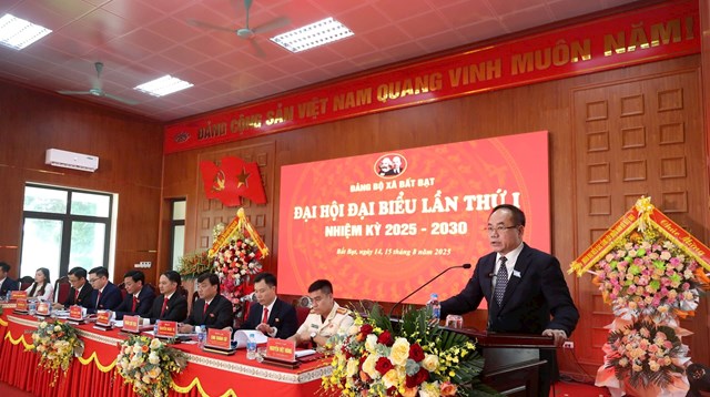 Trung tướng Nguyễn Thanh Tùng, UVBTV Thành ủy, Giám đốc CATP Hà Nội phát biểu chỉ đạo Đại hội.