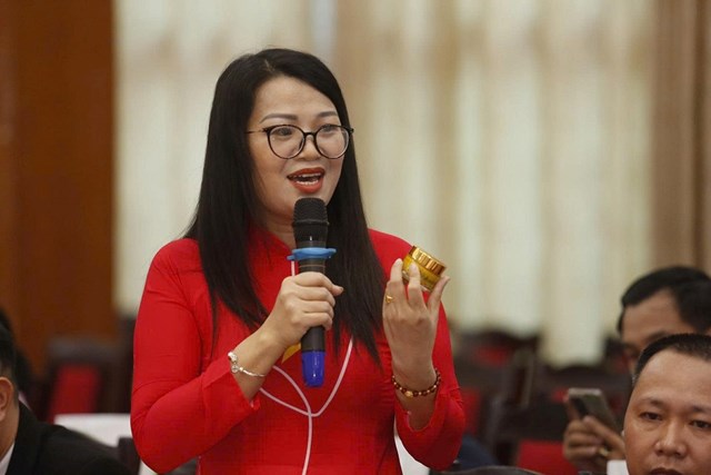 Bà Hà Thị Tính - Chủ tịch HĐQT kiêm Tổng Giám đốc Công ty CP Tập đoàn Cung ứng và Phát triển HT Software Việt Nam phát biểu.