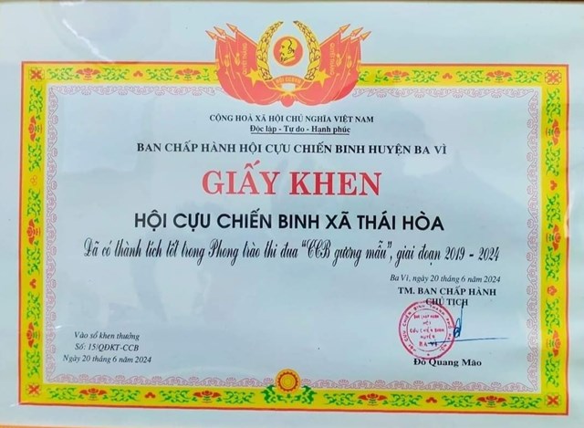 Hội CCB xã Thái Hòa được BCH Hội CCB huyện Ba Vì khen thưởng trong phong trào thi đua CCB gương mẫu giai đoạn (2019 - 2024).