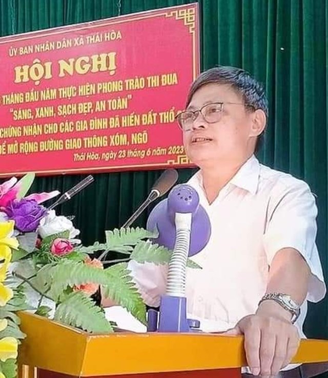  Ông Phùng Văn Quang, Bí thư Đảng ủy, Chủ tịch HĐND xã Thái Hòa.