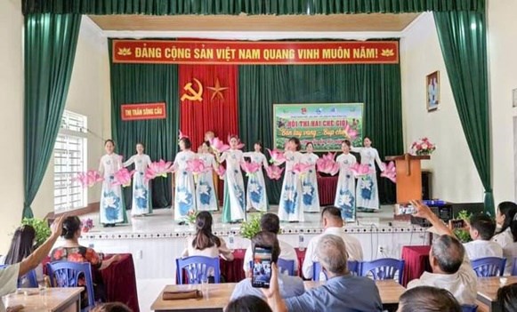 Tiết mục văn nghệ tại Hội thi.