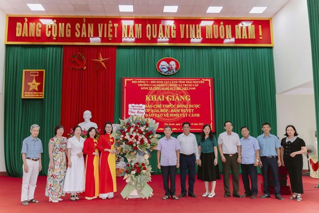 Khai giảng lớp học Đ&#244;ng Y v&#224; Sinh Vật Cảnh năm 2025 tại Th&#225;i Nguy&#234;n - Ảnh 5
